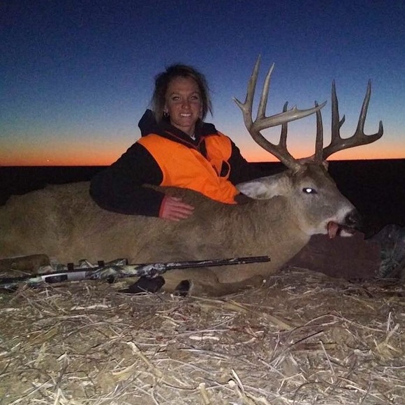 Meet your Posher, Haley - Picture 3 of 8